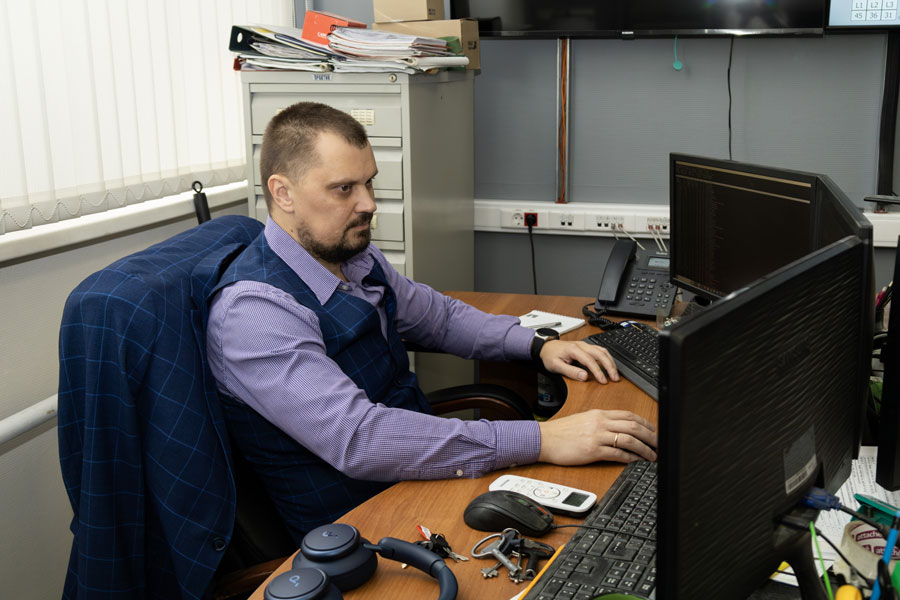 Владимир Буренин, руководитель службы технической поддержки «СОЦИУМ-ТЕЛЕКОМ», ветеран холдинга «СОЦИУМ»